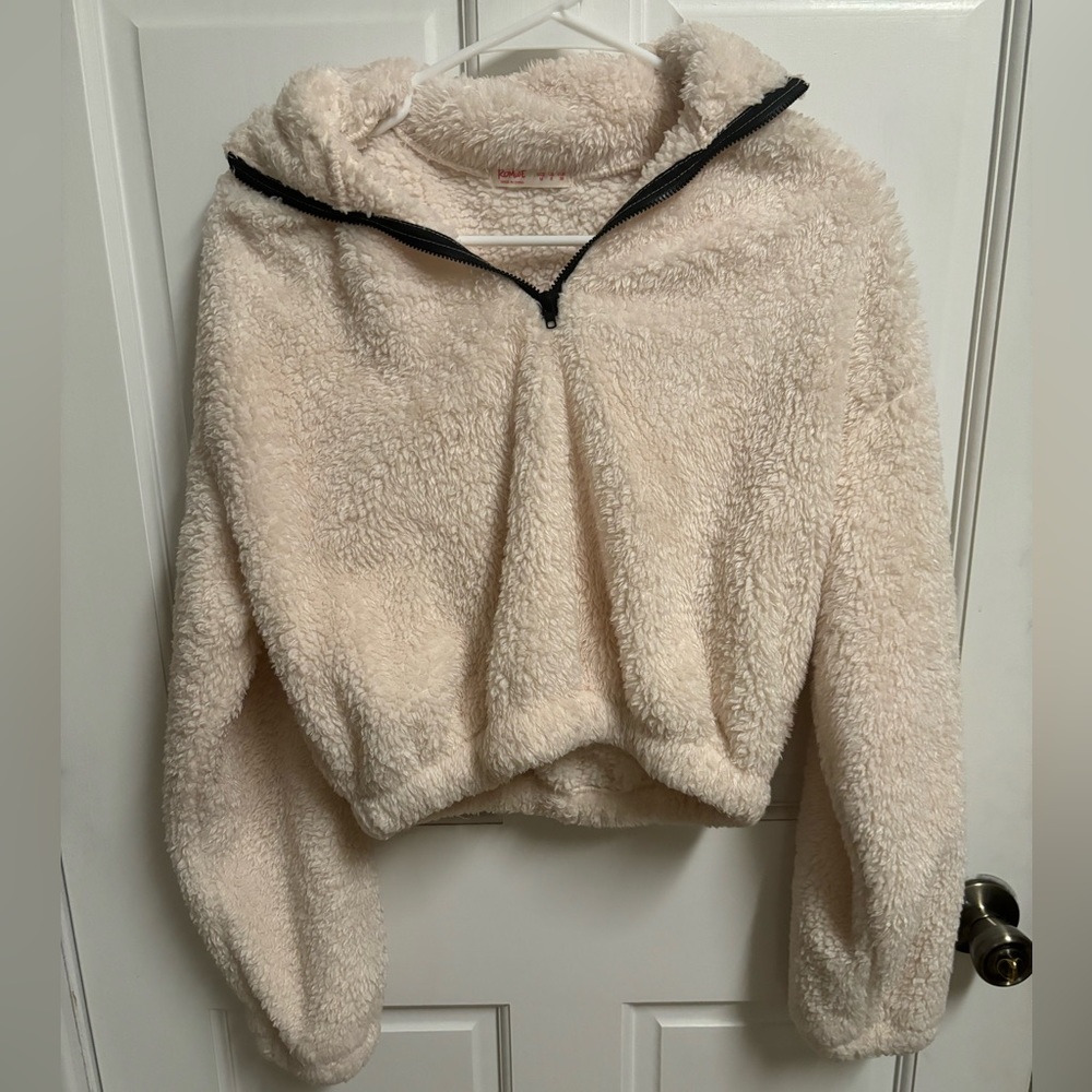 Cropped quarter zip
